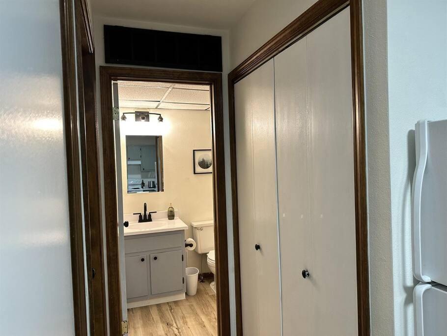 Capital Suite On 6Th Street - King Bed / Downtown! Springfield Esterno foto