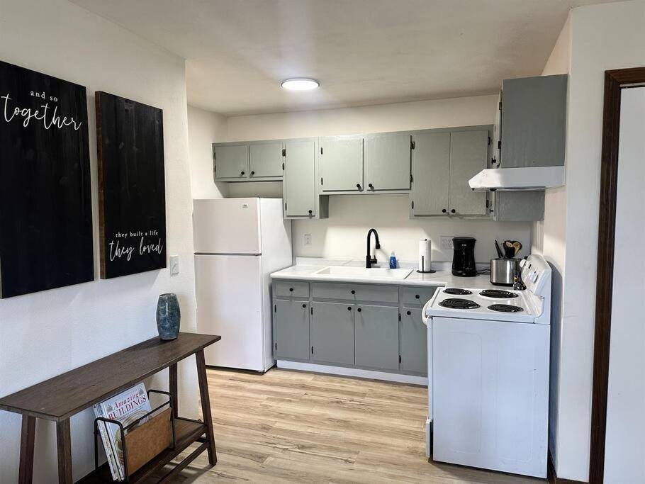 Capital Suite On 6Th Street - King Bed / Downtown! Springfield Esterno foto