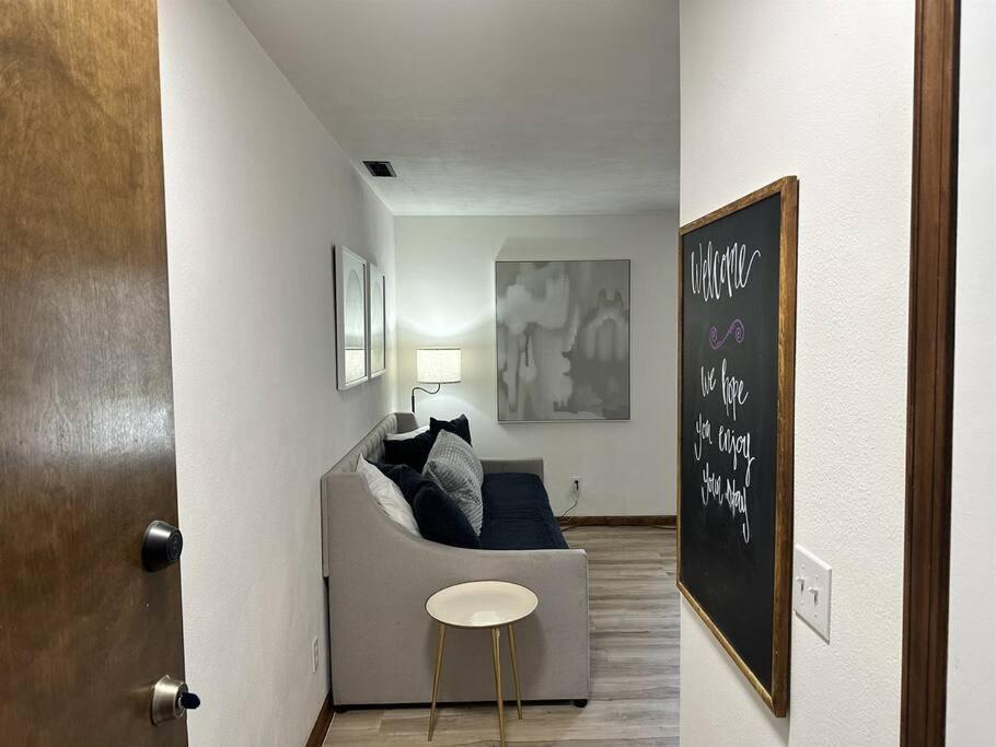 Capital Suite On 6Th Street - King Bed / Downtown! Springfield Esterno foto
